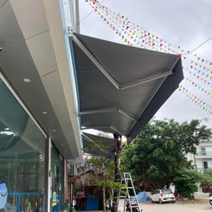 Thi Công Mẫu Mái Hiên Di Động Đẹp Ngoài Sân